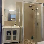 Nore River House Гостевой дом Килкенни