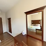 Nore River House Гостевой дом 4*