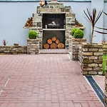 Guest house Nore River House