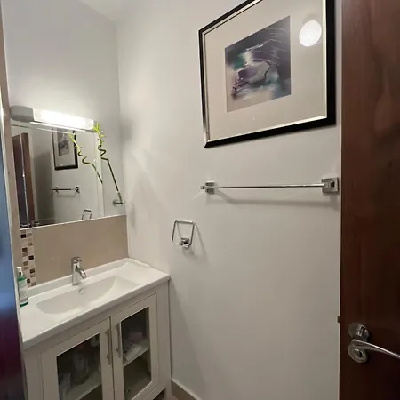 Nore River House Konukevi 4*
