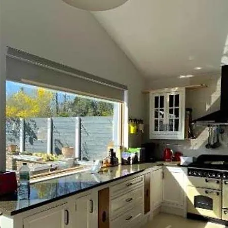 Nore River House 4* كيلكيني