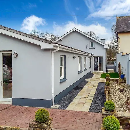 Гостевой дом The Nore River House 3*